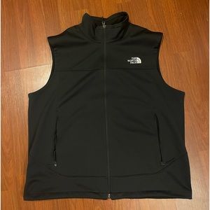 Men’s North Face Vest